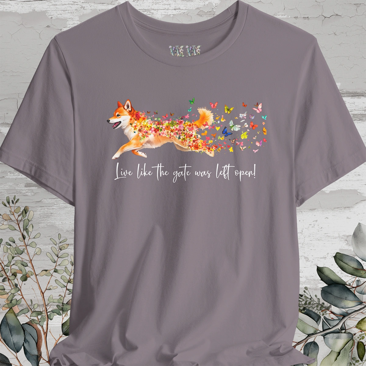 Shiba Inu 'Live like the gate was left open' T shirt