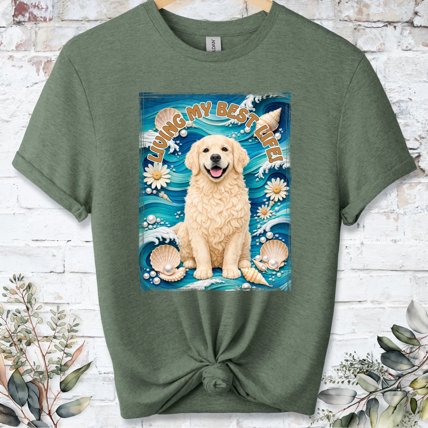 Cream Golden Retriever, Living my best life, Unisex T shirt