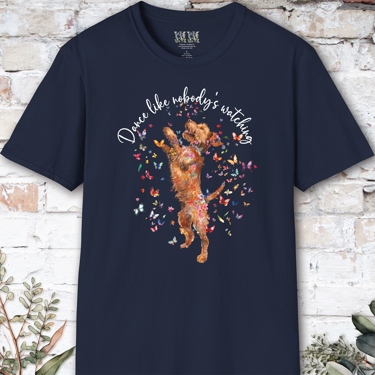 Wire Haired Vizsla "Dance like nobody's watching" unisex T shirt