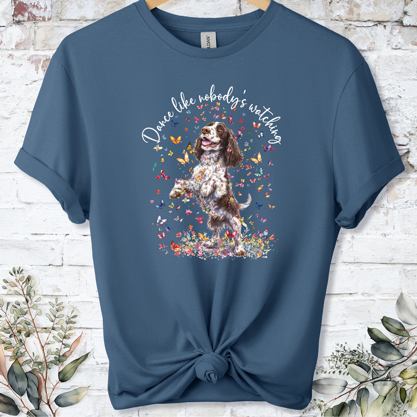 Cocker Spaniel #3 "Dance like nobody's watching" unisex T shirt
