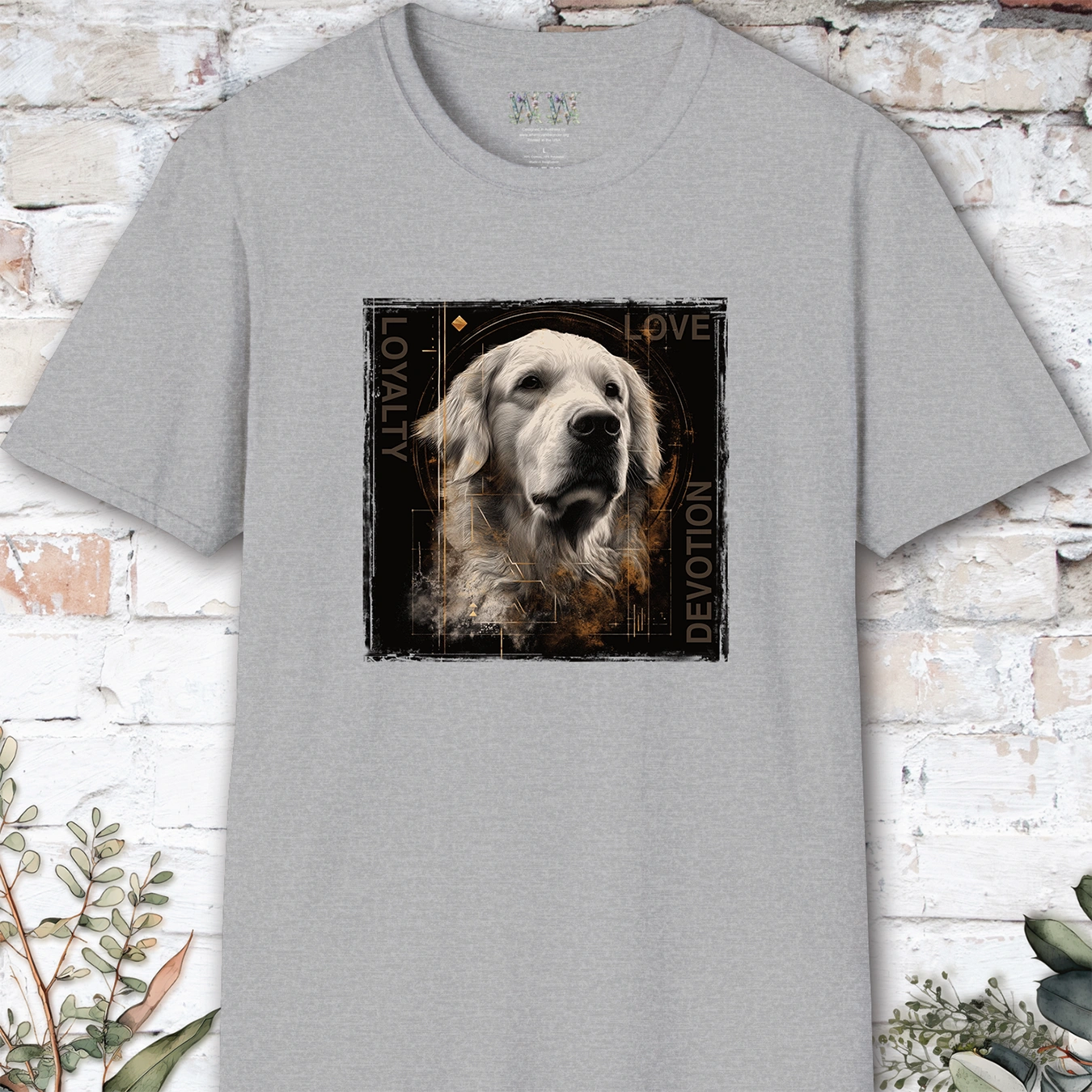 Cream Golden Retriever, Devotion, Loyalty, Love, Devotion unisex T Shirt
